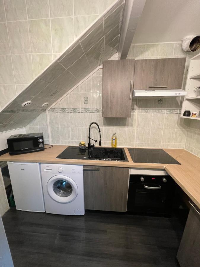 Charmant Logement Proche Disneyland Paris Parking Lagny Exteriör bild
